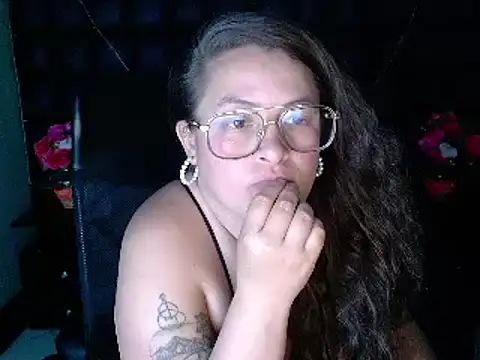 SaraThomso online show from 12.29.24