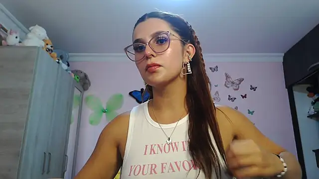 caroline jonson online show from 11.27.25