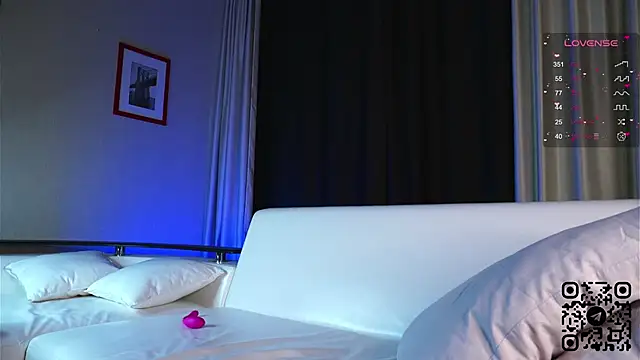 Mary Shake online show from 12.09.24