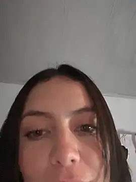 Lorraine Leon online show from 02.08.25