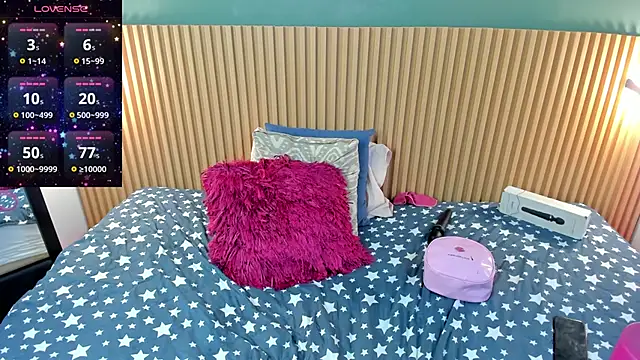 Snapshot of _anavictoria_ chatting on 03.01.25 anavictoria online show from 03.01.25