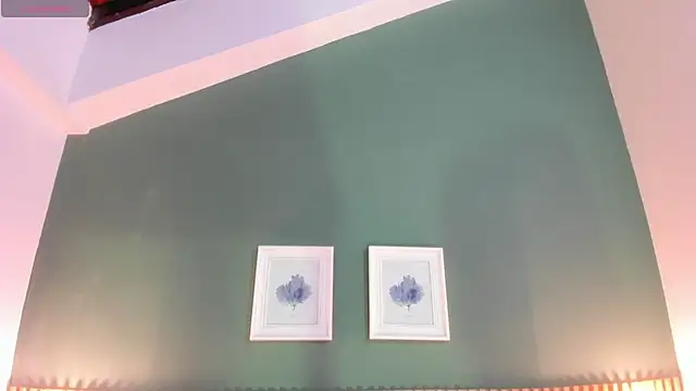 Snapshot of _anavictoria_ chatting on 11.22.25 anavictoria online show from 11.22.25