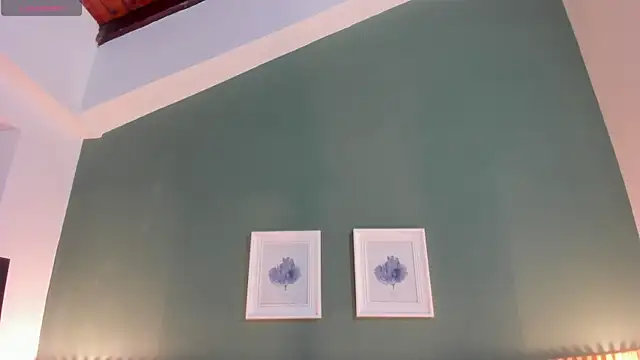 Snapshot of _anavictoria_ chatting on 11.27.25 anavictoria online show from 11.27.25