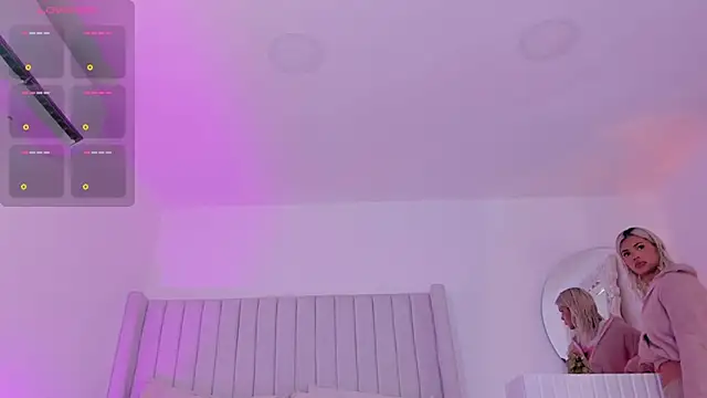 Snapshot of Shelynna_azzul chatting on 11.20.25 Shelynna azzul online show from 11.20.25