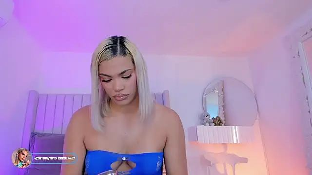 Snapshot of Shelynna_azzul chatting on 02.19.26 Shelynna azzul online show from 02.19.26