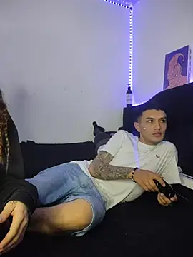 Snapshot of Tifanny_Sweett chatting on 11.14.25 Tifanny Sweett online show from 11.14.25