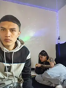 Snapshot of Tifanny_Sweett chatting on 11.30.25 Tifanny Sweett online show from 11.30.25