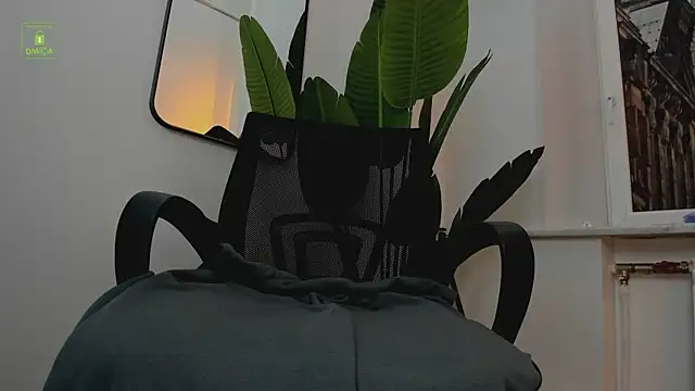 Whitney Svonn online show from 12.21.24