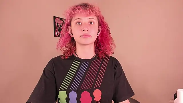 Snapshot of valent_27 chatting on 11.26.25 valent 27 online show from 11.26.25