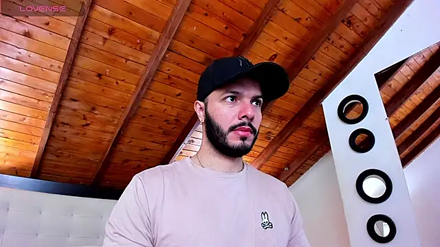 Tom Bailey online show from 11.28.25