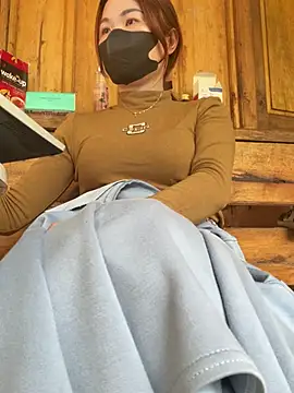 Emily 9xx online show from 03.06.25