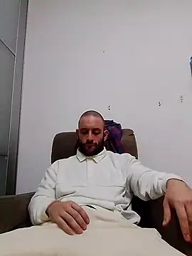 bearguy998 online show from 01.25.25