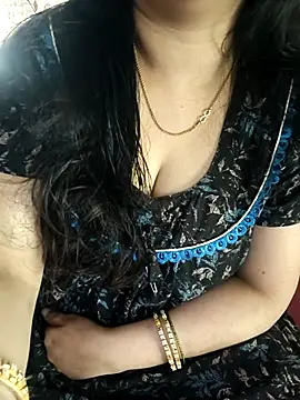 cuteyqueen online show from 02.02.26