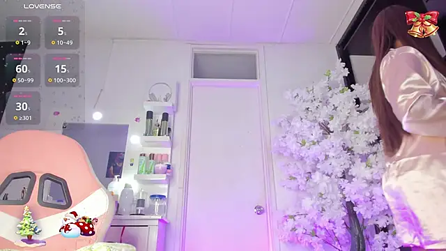 EmmaEbony ts online show from 11.24.25