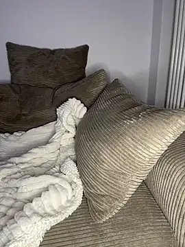 Snapshot of X_JamieLove_X chatting on 03.16.25 X JamieLove X online show from 03.16.25