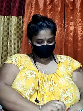 Snapshot of Dusto_Meye chatting on 10.27.25 Dusto Meye online show from 10.27.25