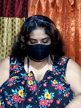Snapshot of Dusto_Meye chatting on 12.22.25 Dusto Meye online show from 12.22.25