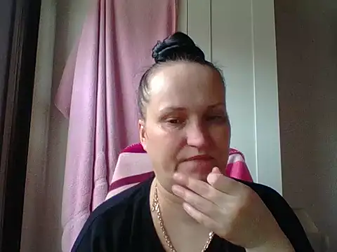 squirty cum lady  online show from 02.21.25