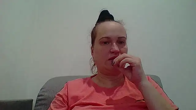  squirty cum lady  online show from 10.10.25