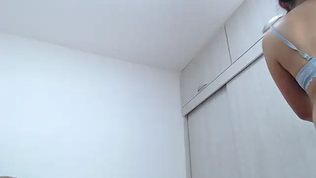 Snapshot of Amelia_Debora_Antonella chatting on 11.20.25 Amelia Debora Antonella online show from 11.20.25