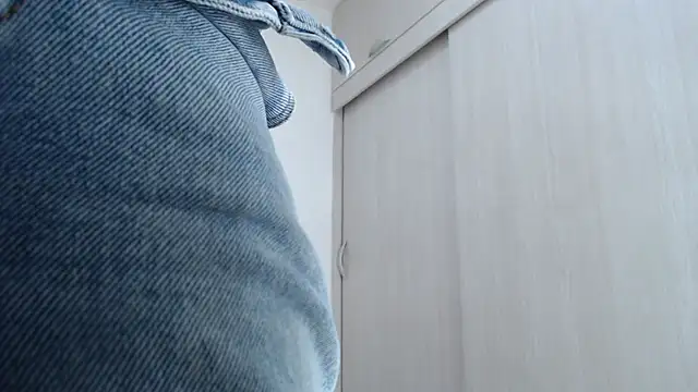 Snapshot of Amelia_Debora_Antonella chatting on 11.21.25 Amelia Debora Antonella online show from 11.21.25