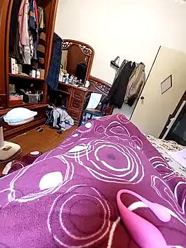 Snapshot of KennyLOVERboy chatting on 01.07.25 KennyLOVERboy online show from 01.07.25