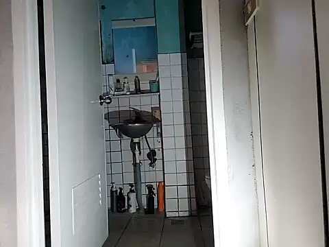 Snapshot of KennyLOVERboy chatting on 03.19.25 KennyLOVERboy online show from 03.19.25