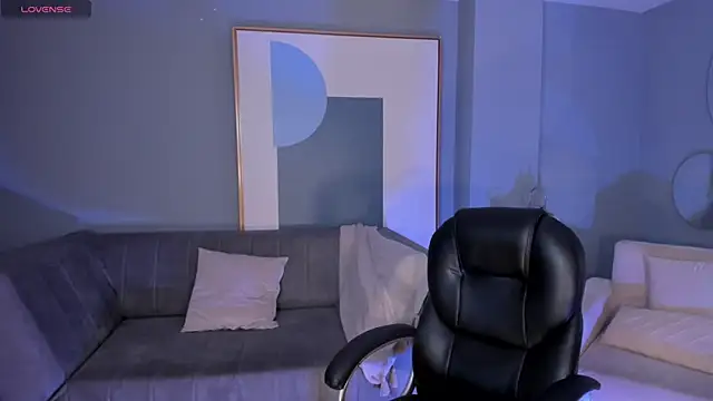 AllyJensen online show from 03.10.25