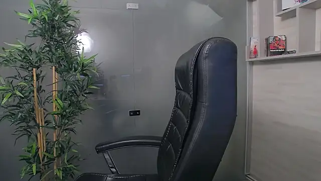 BustyAllyy online show from 02.05.26