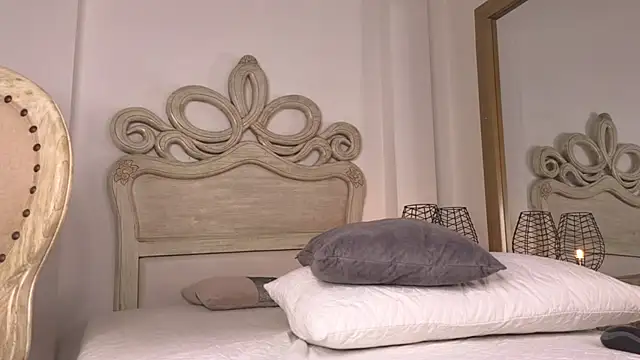 Ana Maria11 online show from 02.20.25