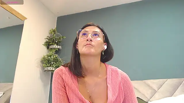 SharisWillian online show from 02.18.26