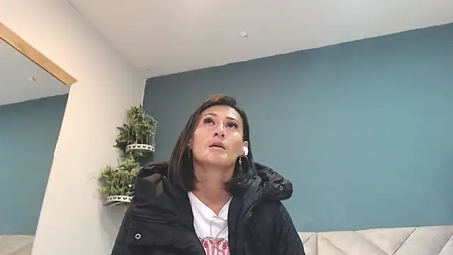 SharisWillian online show from 05.14.26