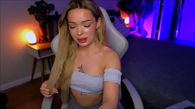 Lily Yin online show from 03.11.26