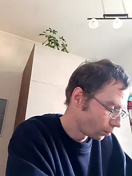 Snapshot of Schnubby1 chatting on 01.21.25 Schnubby1 online show from 01.21.25