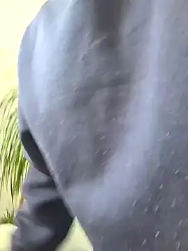 Snapshot of Schnubby1 chatting on 02.27.25 Schnubby1 online show from 02.27.25