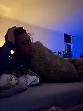 Snapshot of Schnubby1 chatting on 03.14.25 Schnubby1 online show from 03.14.25