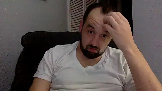 Snapshot of Kink_Master_Daddy chatting on 11.07.25 Kink Master Daddy online show from 11.07.25