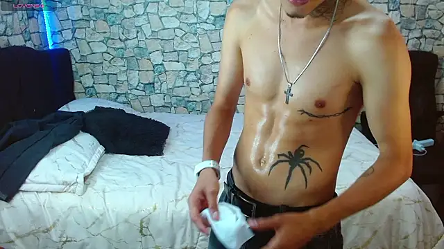 Bastiaan 28 online show from 02.12.26