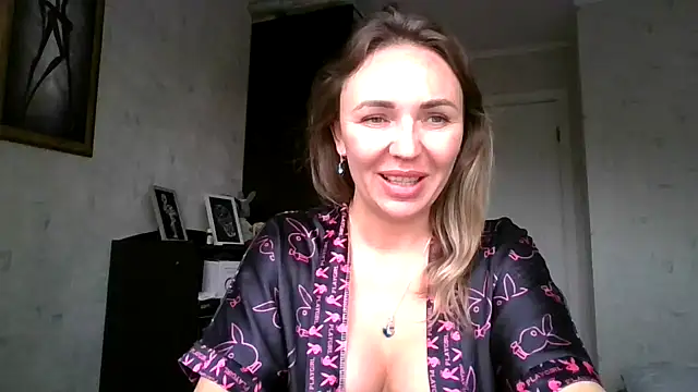 AngelinaLove28 online show from 09.28.25