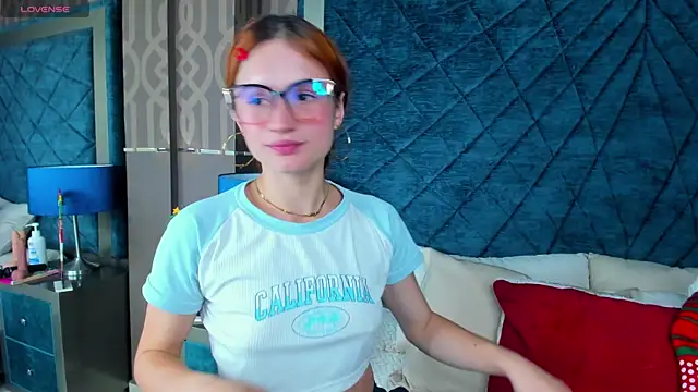 AdelaineBest online show from 12.20.24