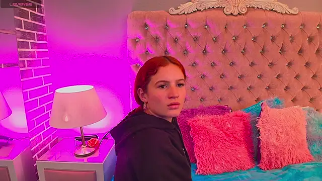 AdelaineBest online show from 09.16.25