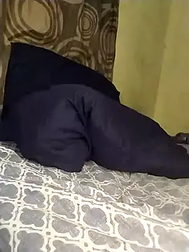 Snapshot of Stallion100 chatting on 12.12.24 Stallion100 online show from 12.12.24