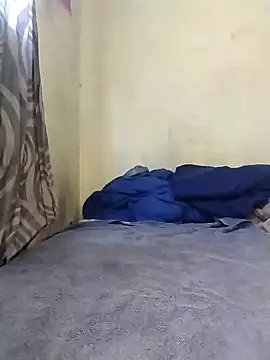 Snapshot of Stallion100 chatting on 12.20.24 Stallion100 online show from 12.20.24