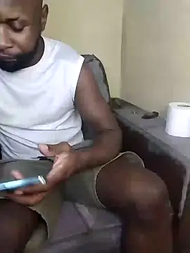 Snapshot of Stallion100 chatting on 01.17.25 Stallion100 online show from 01.17.25