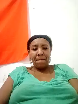 Snapshot of Surreyaa chatting on 12.10.24 Surreyaa online show from 12.10.24