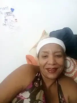 Snapshot of Surreyaa chatting on 03.12.25 Surreyaa online show from 03.12.25