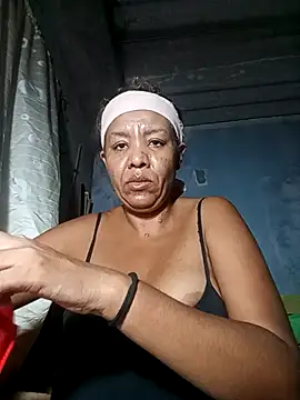 Snapshot of Surreyaa chatting on 09.24.25 Surreyaa online show from 09.24.25