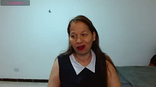 Snapshot of CaroMasha chatting on 05.11.26 CaroMasha online show from 05.11.26