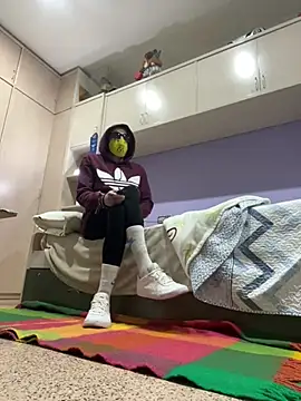 Snapshot of Kamaleonix chatting on 02.03.25 Kamaleonix online show from 02.03.25