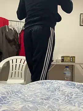 Snapshot of Kamaleonix chatting on 02.06.25 Kamaleonix online show from 02.06.25